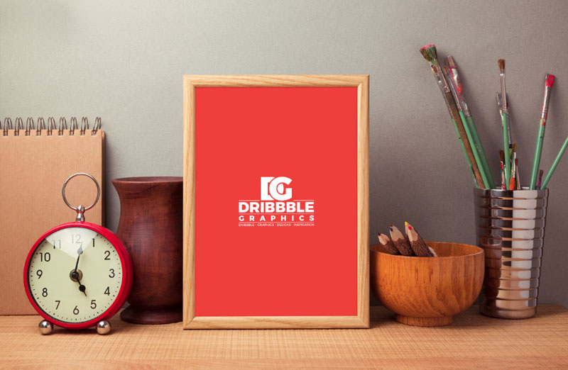 Free-Artistic-Frame-MockUp-PSD