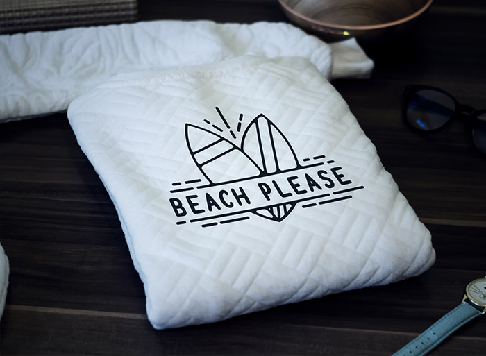 Free-Beach-Apparel-Sweater-Mockup-PSD-For-Logo-Branding