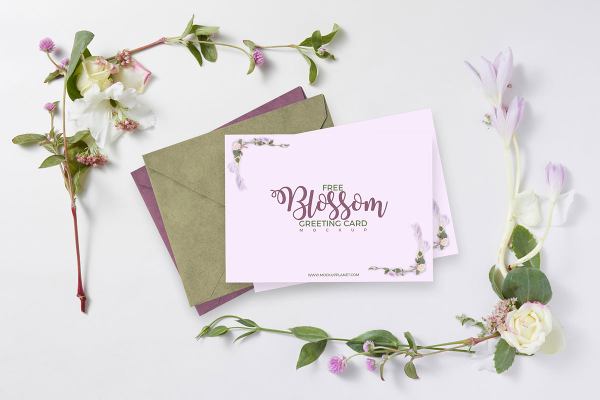 Free-Beautiful-Floral-Blossom-Greeting-Card-Mockup