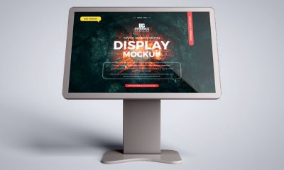 Free-Touch-Screen-Digital-Display-Mockup-300