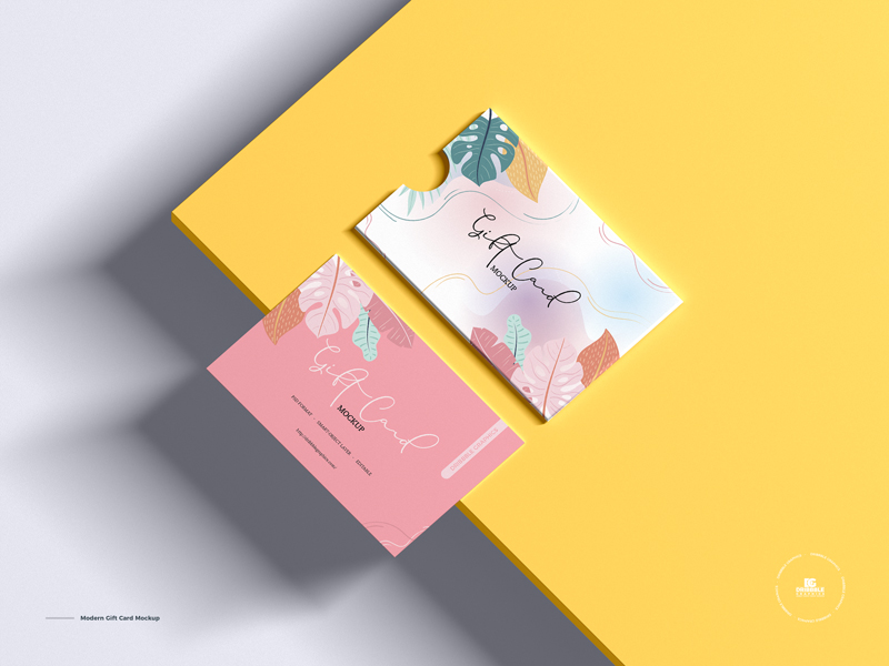 Free-Modern-Gift-Card-Mockup