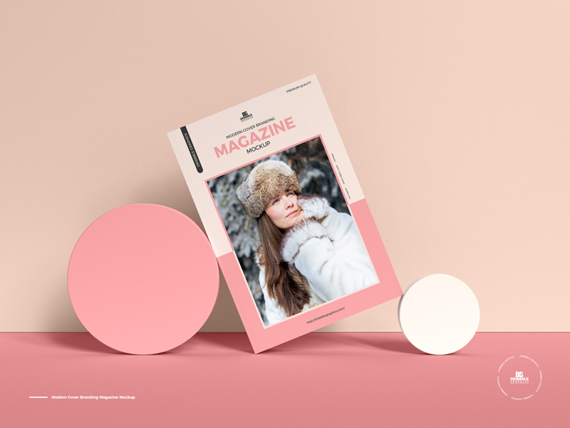 Free-Modern-Cover-Branding-Magazine-Mockup-600