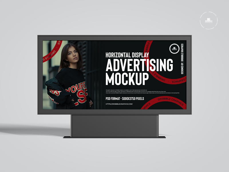 Free-Premium-Horizontal-Display-Outdoor-Advertising-Mockup